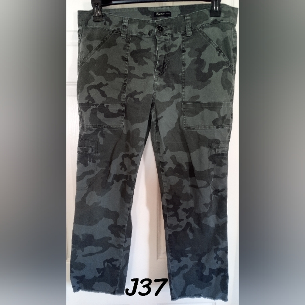 SUPPLIES Camo pants, stretchy material Sz 14 distressed ankle